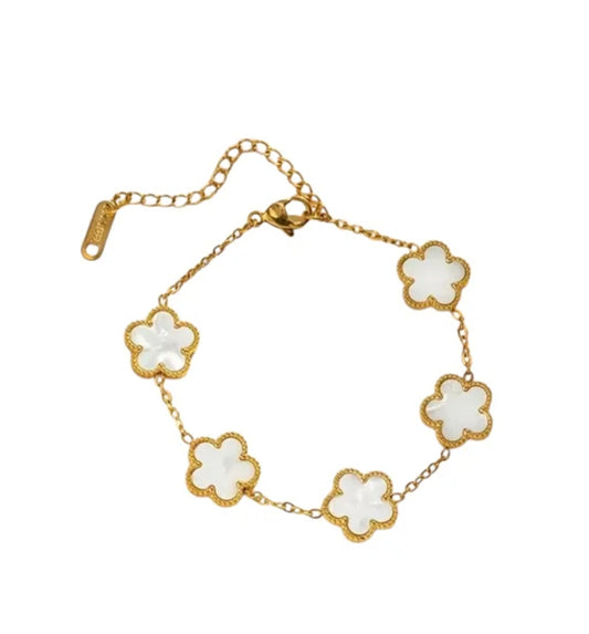 Pure Petals Bracelet